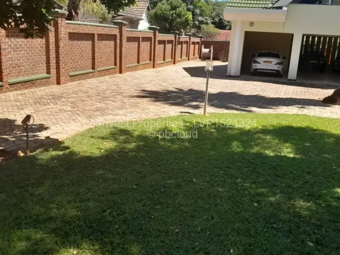 5 Bedroom House for Sale in Alexandra Park, Harare
