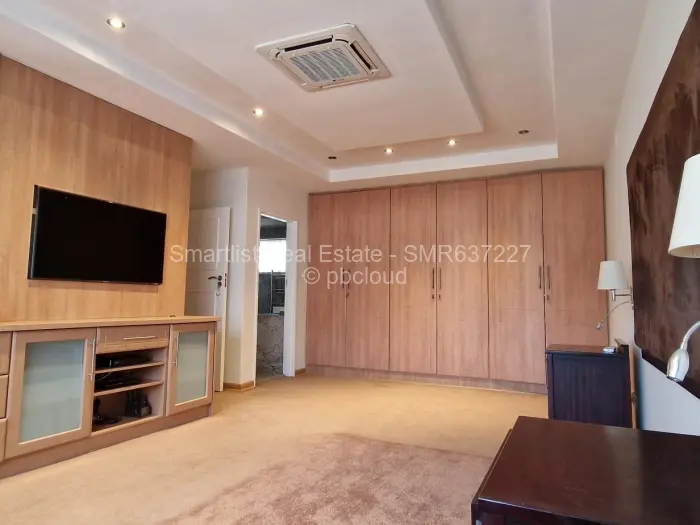 6 Bedroom House for Sale in Milton Park, Harare
