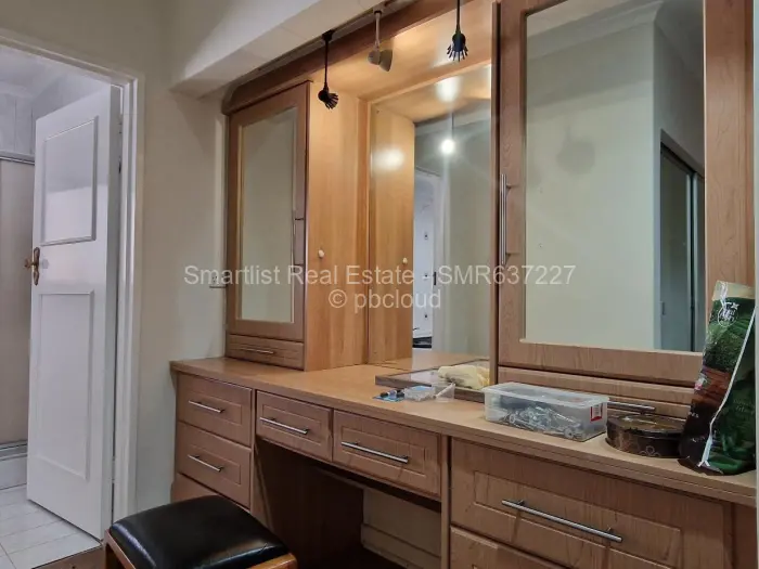 6 Bedroom House for Sale in Milton Park, Harare