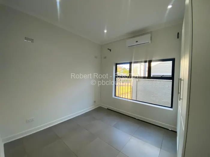 Townhouse/Complex/Cluster to Rent in Kensington, Harare