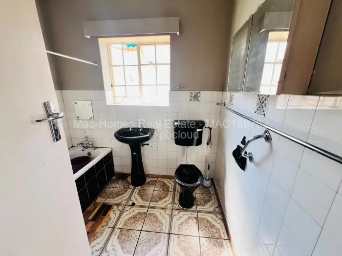 3 Bedroom House for Sale in Avondale West, Harare