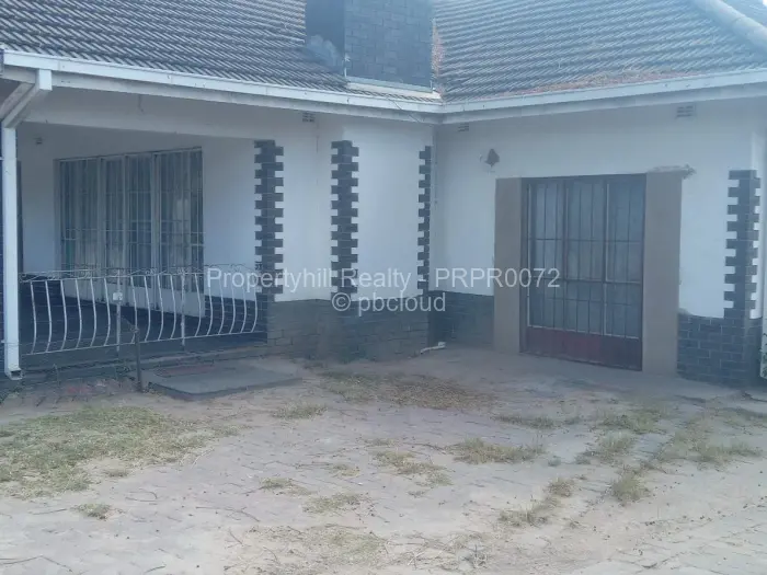 3 Bedroom House for Sale in Waterfalls, Harare