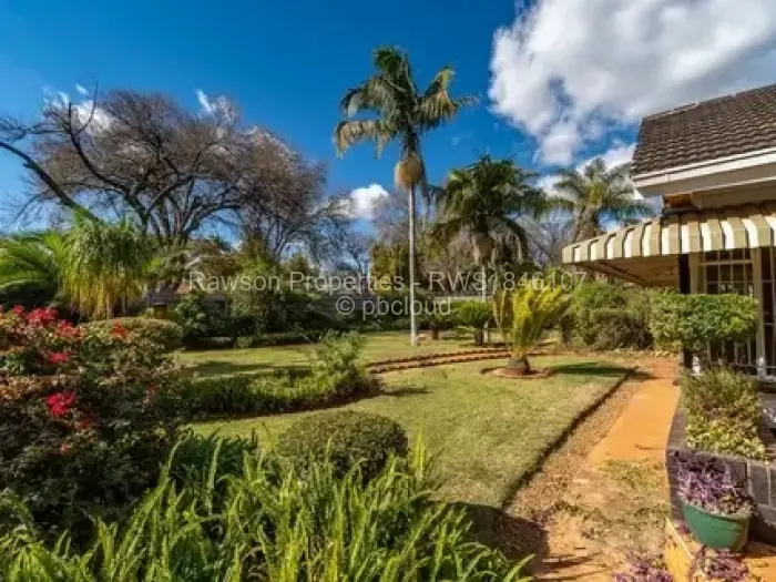 5 Bedroom House for Sale in Alexandra Park, Harare