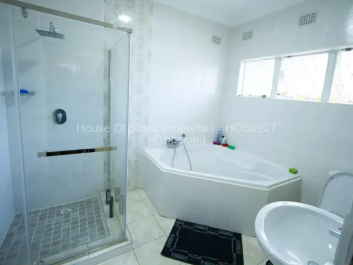 4 Bedroom House for Sale in Avonlea, Harare