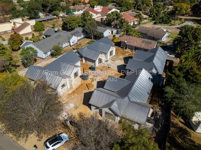 Townhouse/Cluster for Sale in Borrowdale West, Harare