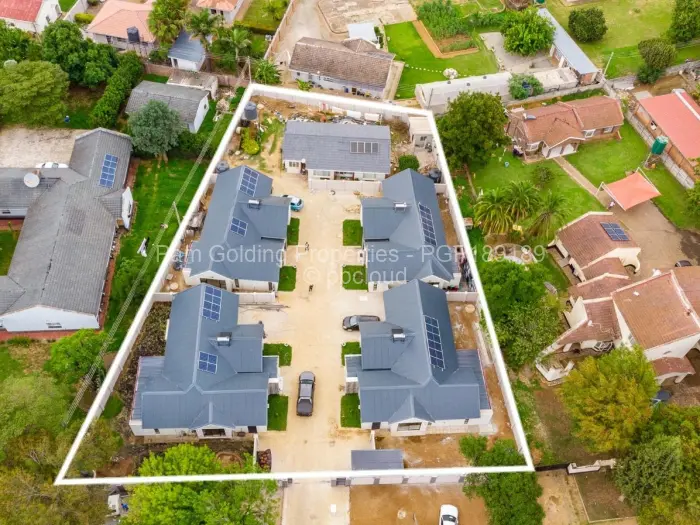 Townhouse/Cluster for Sale in Borrowdale West, Harare