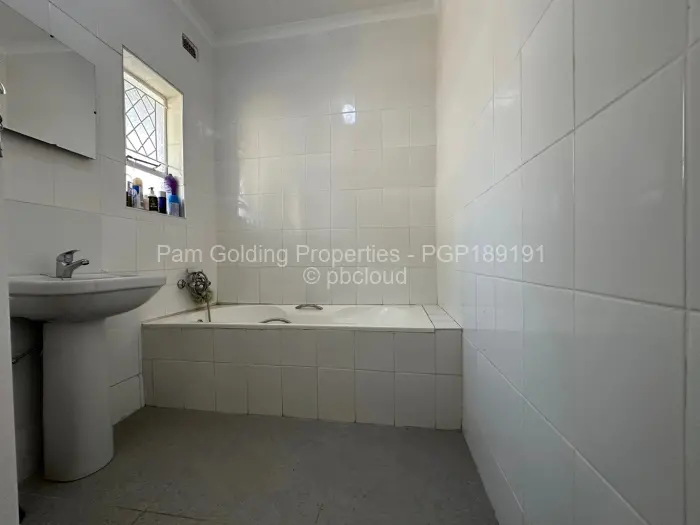 5 Bedroom House to Rent in The Grange