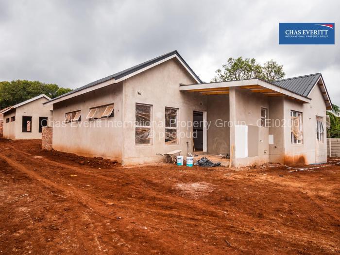 Townhouse/Cluster for Sale in Borrowdale Brooke, Harare