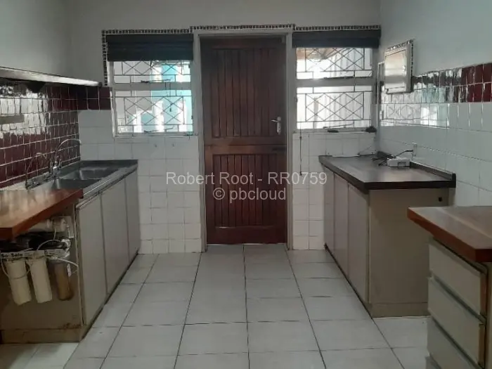 3 Bedroom Cottage/Garden Flat to Rent in Avondale