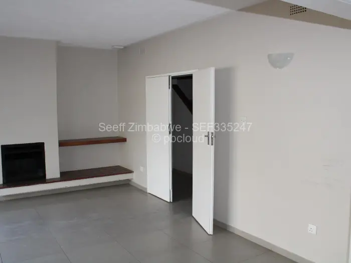 Commercial Property to Rent in Avenues