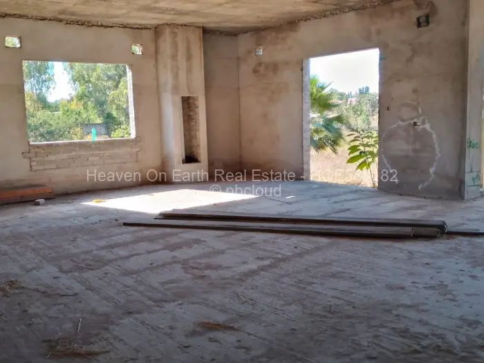 12 Bedroom House for Sale in Hatfield, Harare