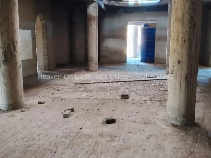 12 Bedroom House for Sale in Hatfield, Harare