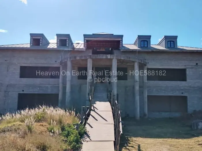 12 Bedroom House for Sale in Hatfield, Harare