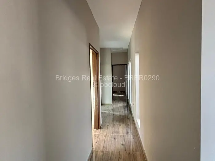 Townhouse/Cluster for Sale in Greendale North, Harare