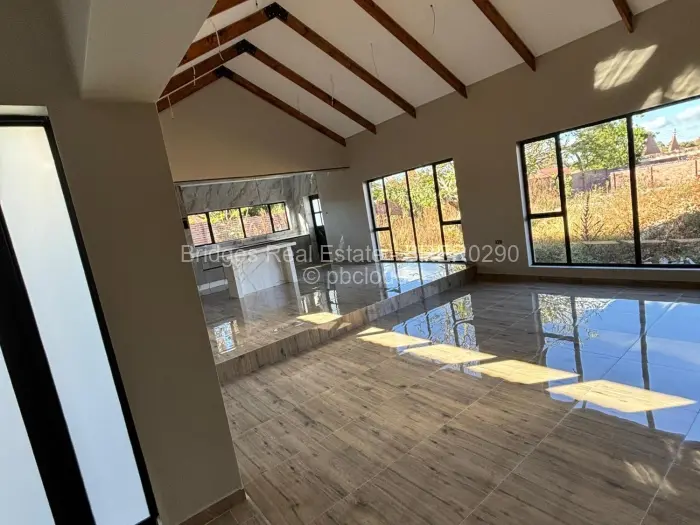 Townhouse/Cluster for Sale in Greendale North, Harare