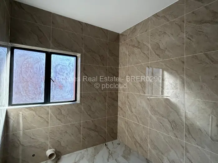 Townhouse/Cluster for Sale in Greendale North, Harare