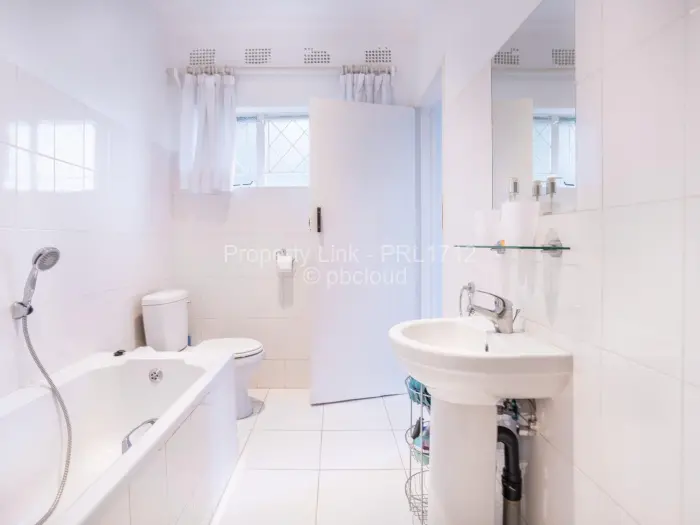 5 Bedroom House for Sale in Helensvale, Harare