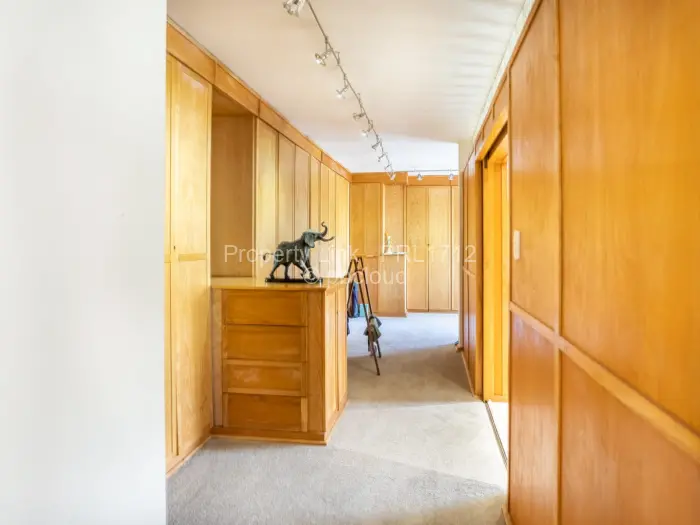 5 Bedroom House for Sale in Helensvale, Harare