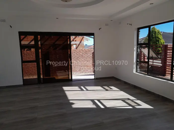 Townhouse/Cluster for Sale in Mabvazuva Estates, Ruwa