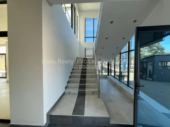Commercial Property to Rent in Avenues