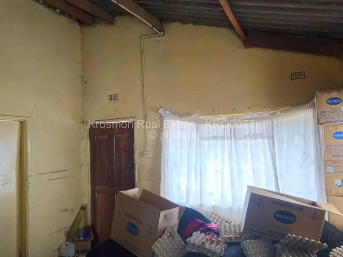 4 Bedroom House for Sale in Chitungwiza, Chitungwiza