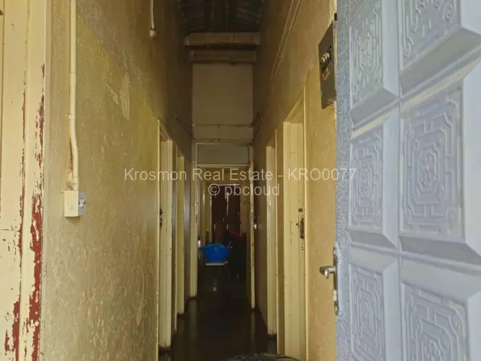 4 Bedroom House for Sale in Chitungwiza, Chitungwiza