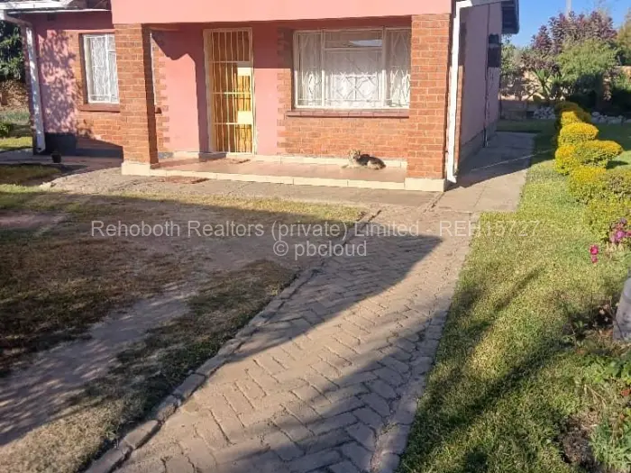 2 Bedroom Cottage/Garden Flat to Rent in Goodhope