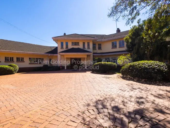 5 Bedroom House for Sale in Ryelands, Harare