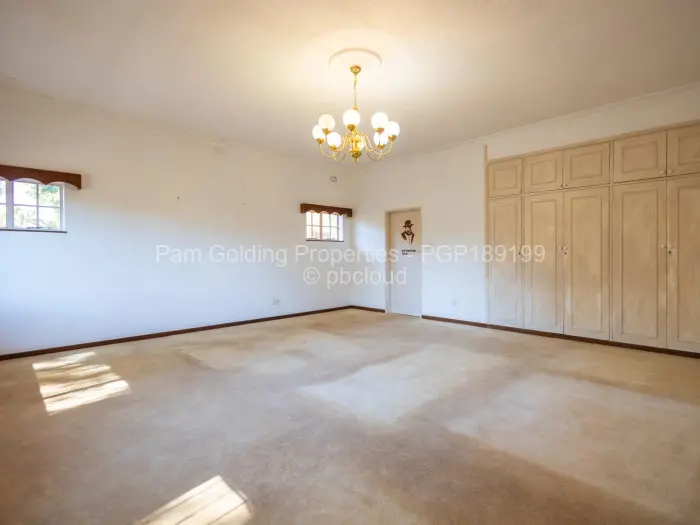5 Bedroom House for Sale in Ryelands, Harare