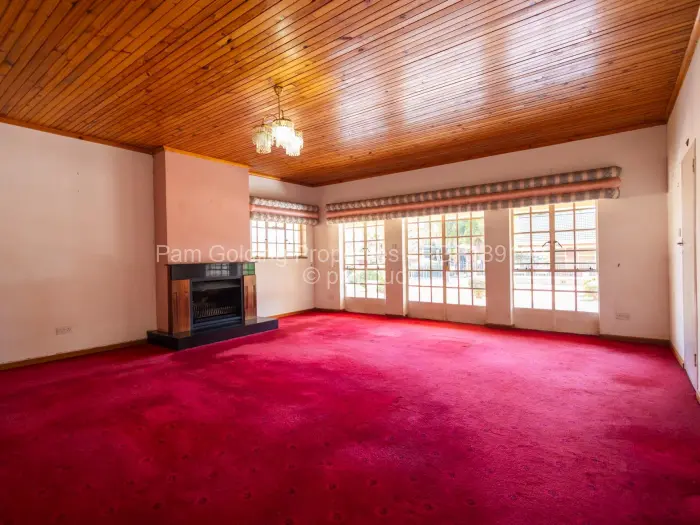 5 Bedroom House for Sale in Ryelands, Harare