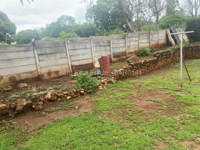 2 Bedroom Cottage/Garden Flat for Sale in Greystone Park, Harare