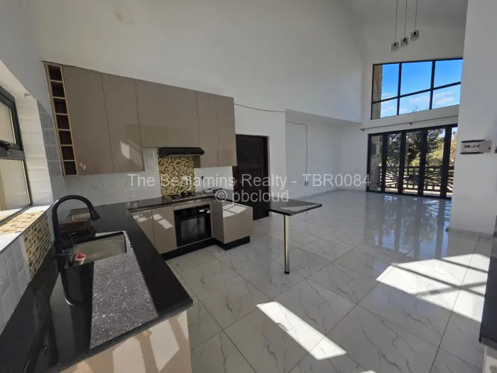 Flat/Apartment to Rent in Avondale West
