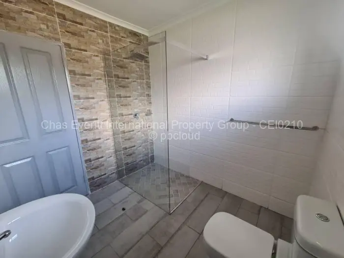 Townhouse/Cluster for Sale in Hillside Byo, Bulawayo