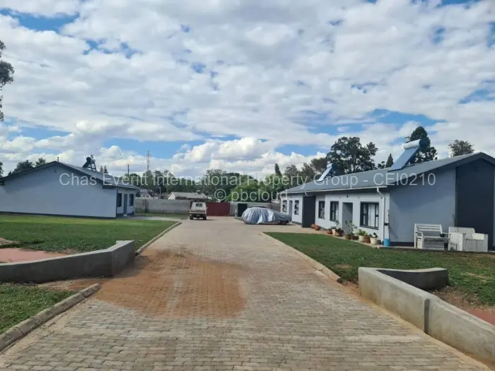 Townhouse/Cluster for Sale in Hillside Byo, Bulawayo