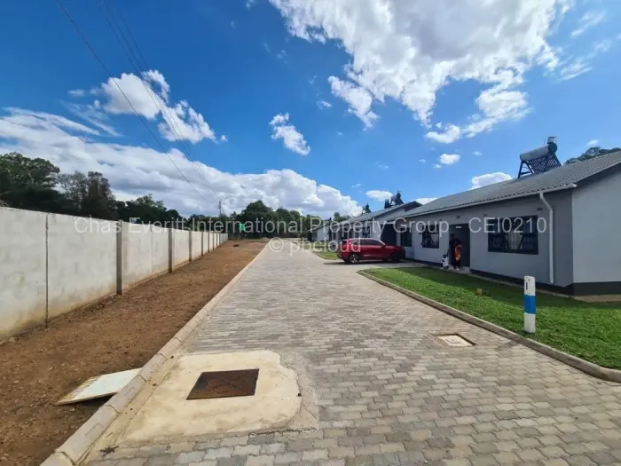 Townhouse/Cluster for Sale in Hillside Byo, Bulawayo