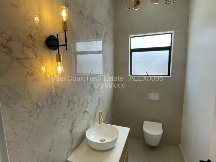 5 Bedroom House for Sale in Mount Pleasant Heights, Harare