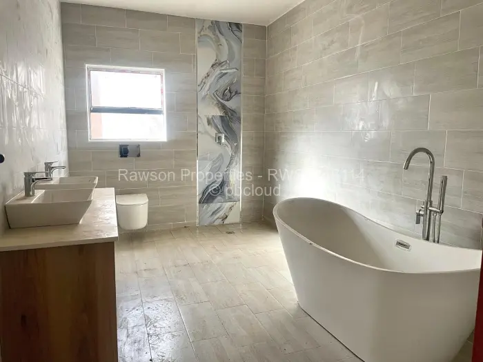 Townhouse/Cluster for Sale in Marlborough, Harare