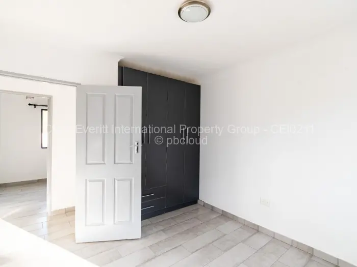 Townhouse/Cluster for Sale in Hillside Byo, Bulawayo