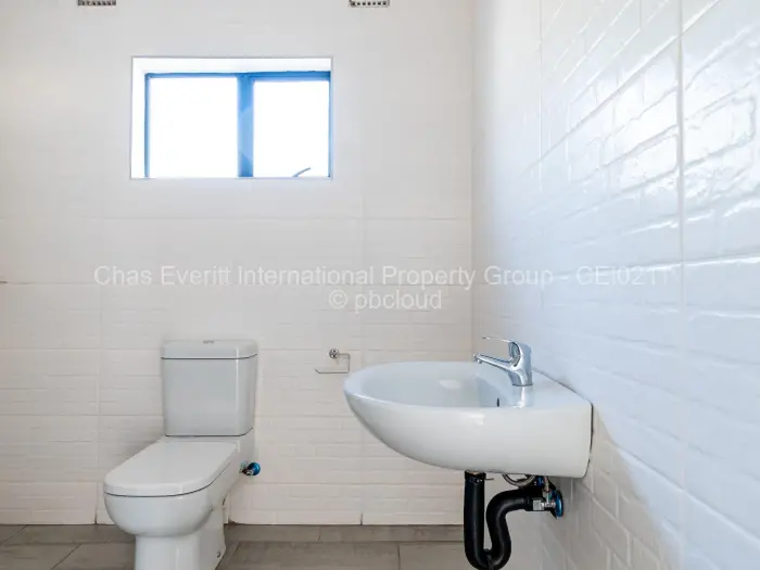 Townhouse/Cluster for Sale in Hillside Byo, Bulawayo