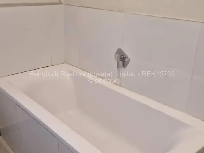 Townhouse/Complex/Cluster to Rent in Greendale