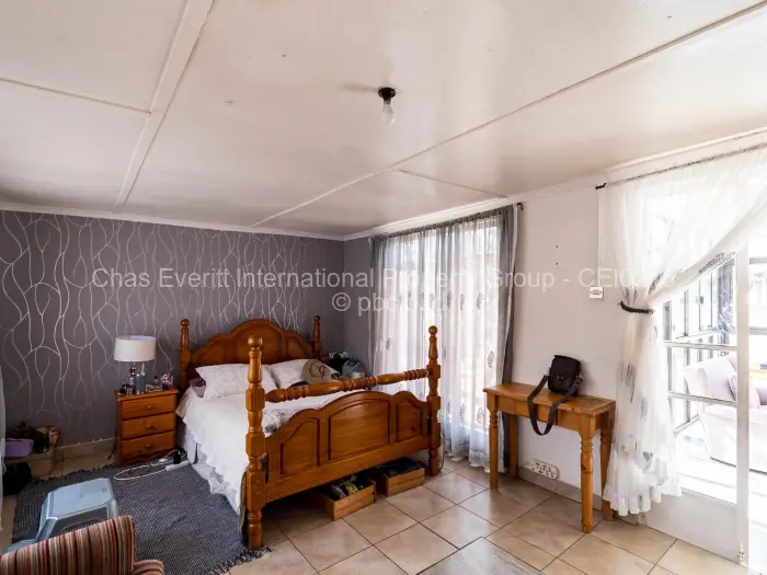 2 Bedroom House for Sale in Morningside Byo, Bulawayo
