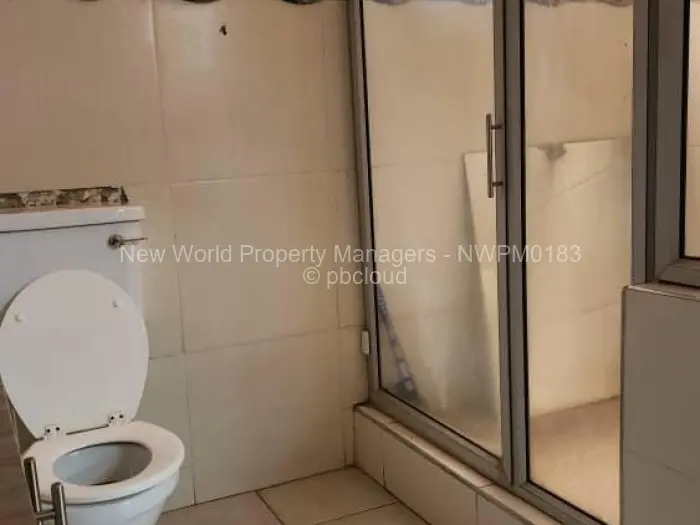 Commercial Property to Rent in Alexandra Park, Harare