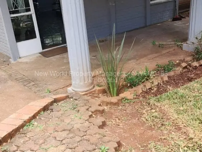 Commercial Property to Rent in Alexandra Park, Harare