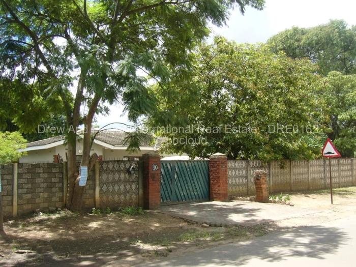 3 Bedroom House to Rent in Braeside, Harare