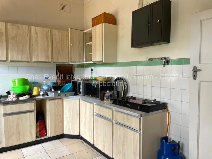 3 Bedroom House for Sale in Kumalo, Bulawayo