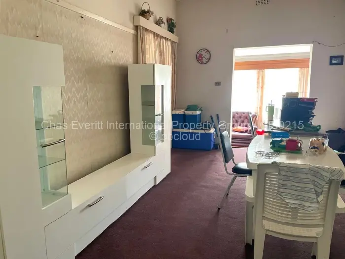 3 Bedroom House for Sale in Kumalo, Bulawayo