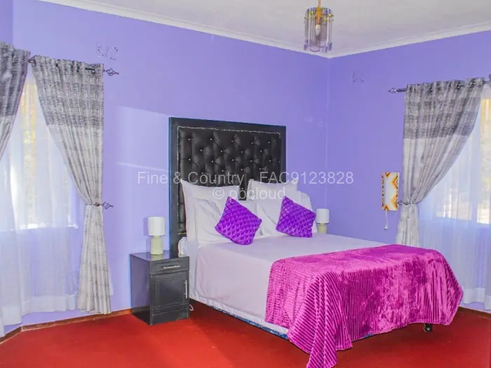 6 Bedroom House to Rent in Borrowdale