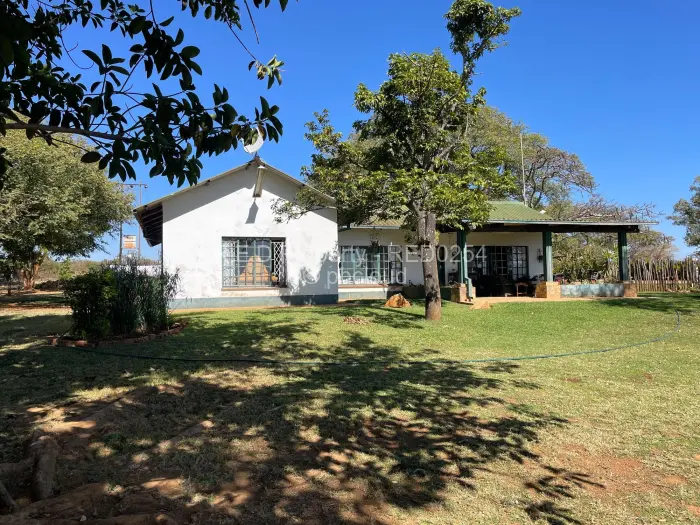 3 Bedroom House for Sale in Worringham, Bulawayo