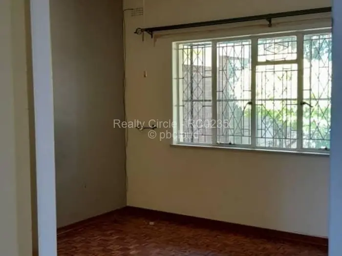 2 Bedroom Cottage/Garden Flat to Rent in Mount Pleasant