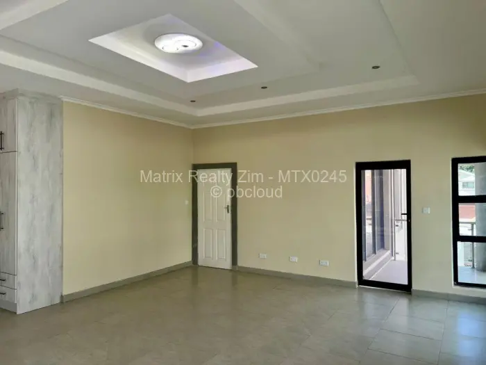 Townhouse/Complex/Cluster for Sale in Strathaven, Harare
